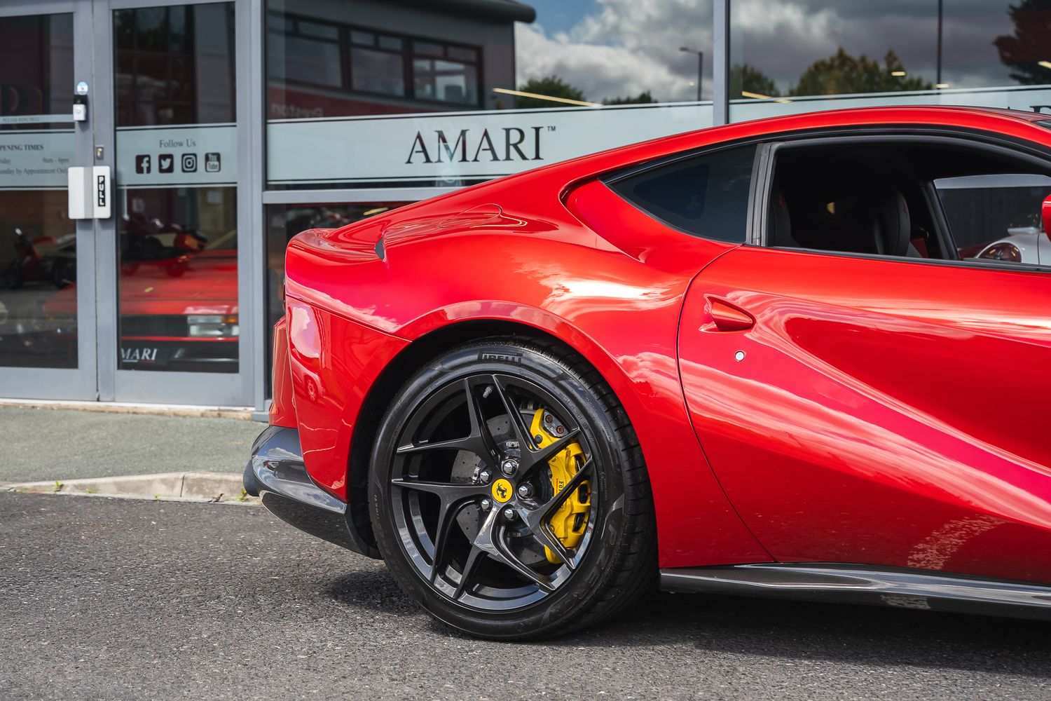 FERRARI 812 SUPERFAST