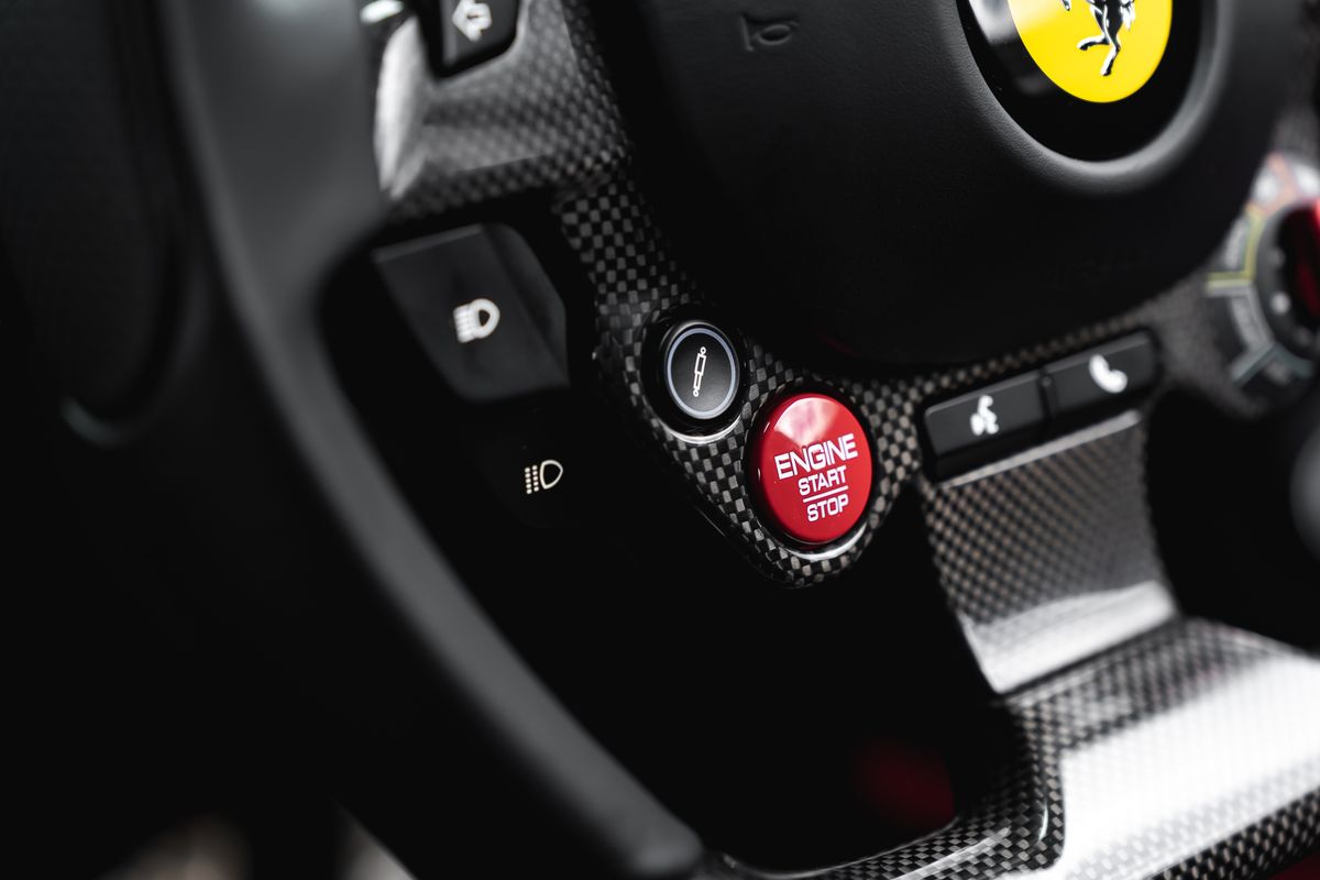 FERRARI 812 SUPERFAST