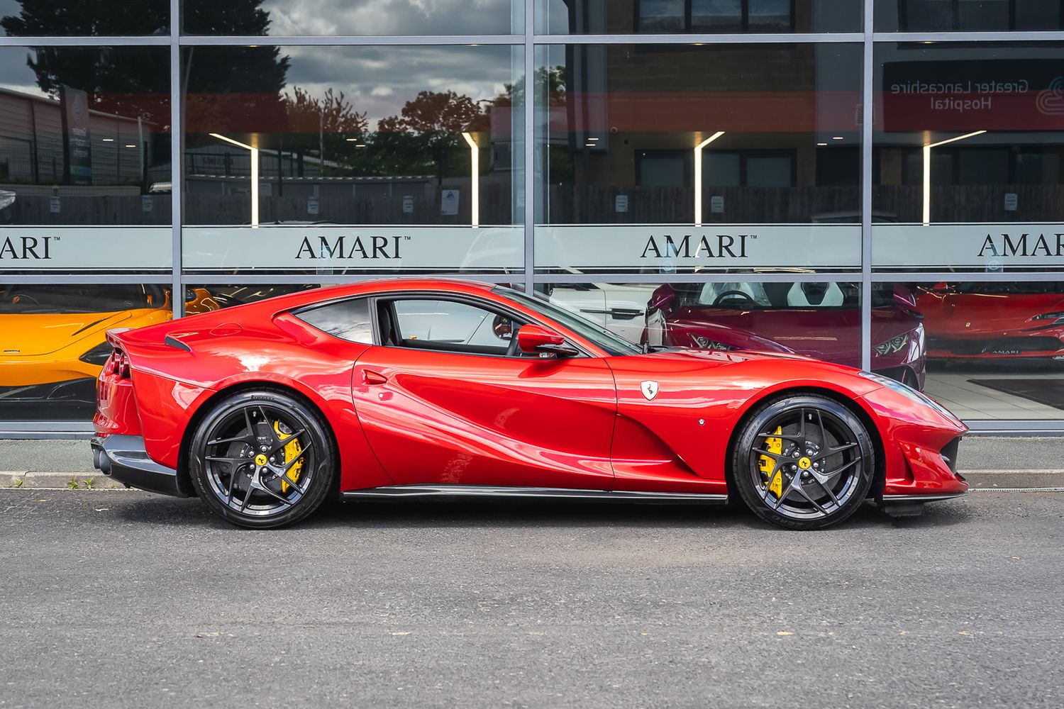FERRARI 812 SUPERFAST