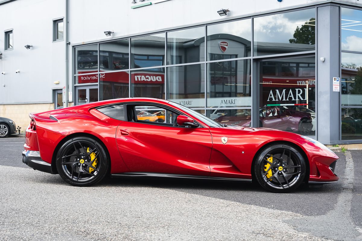 FERRARI 812 SUPERFAST