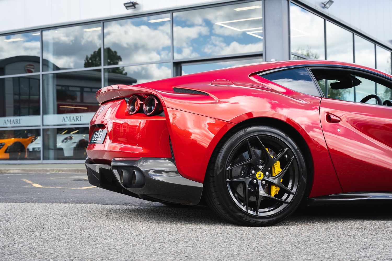 FERRARI 812 SUPERFAST