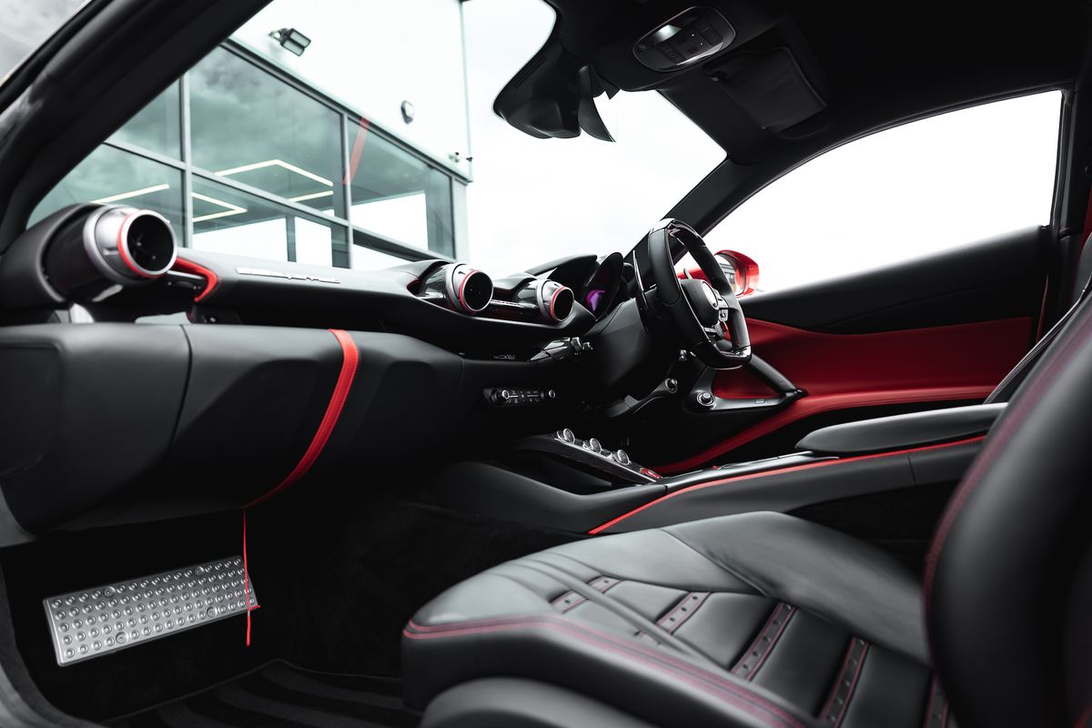 FERRARI 812 SUPERFAST