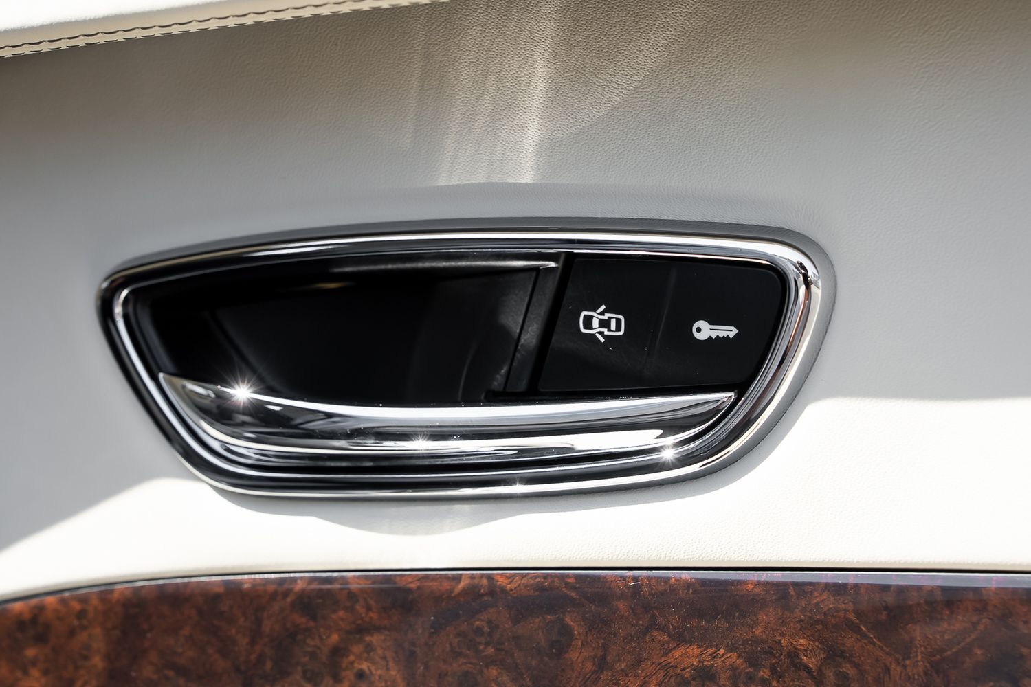 Bentley Mulsanne EWB Mulliner – Centenary Specification V8 Extended Wheelbase