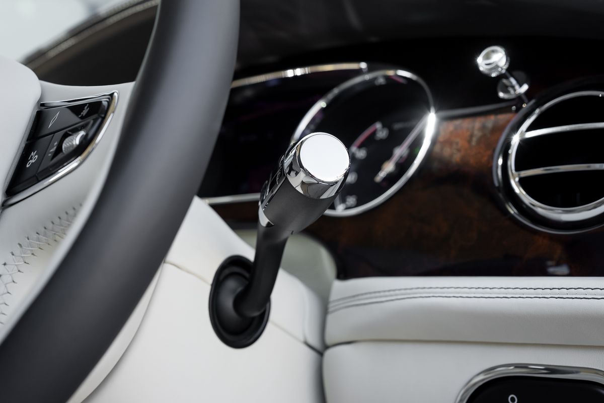 Bentley Mulsanne EWB Mulliner – Centenary Specification V8 Extended Wheelbase