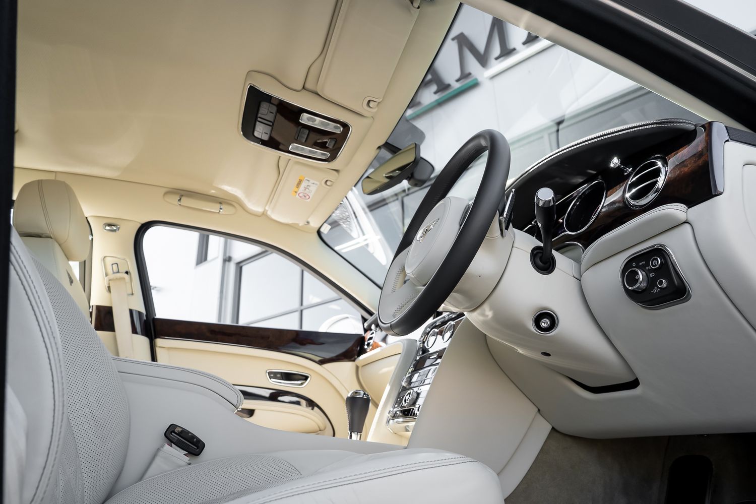 Bentley Mulsanne EWB Mulliner – Centenary Specification V8 Extended Wheelbase