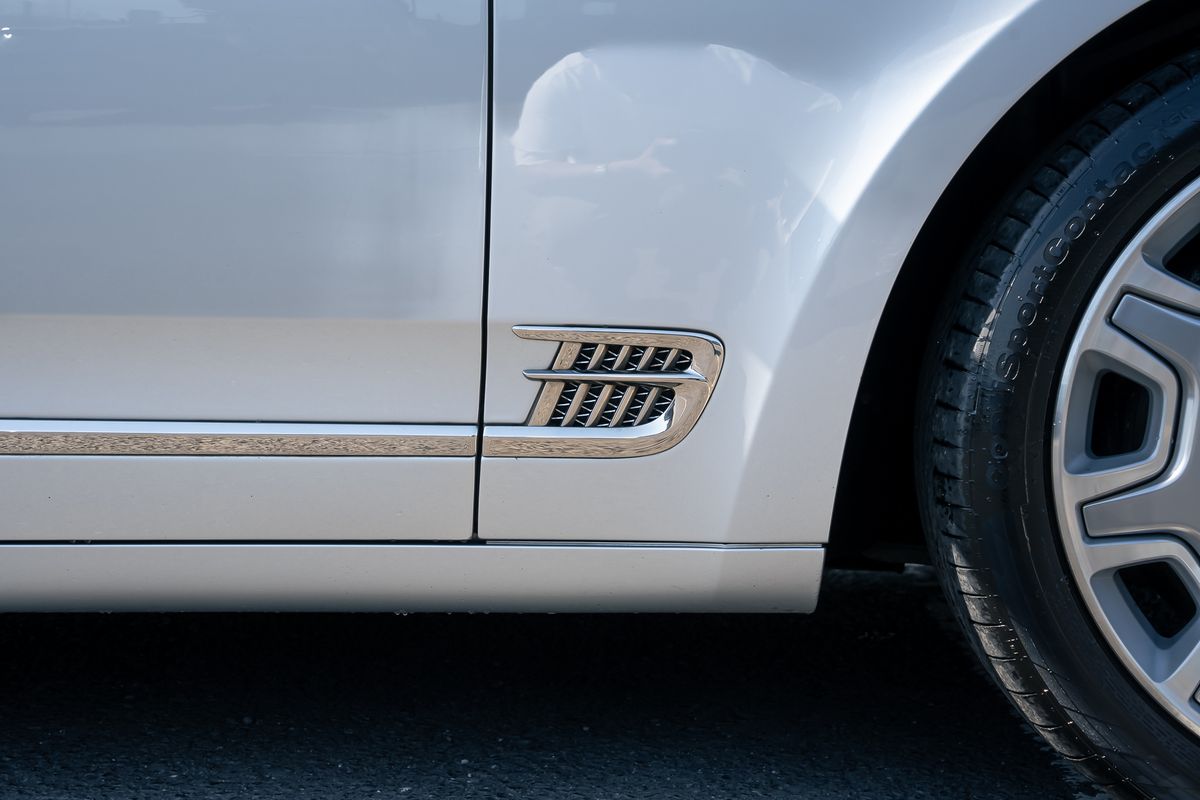 Bentley Mulsanne EWB Mulliner – Centenary Specification V8 Extended Wheelbase