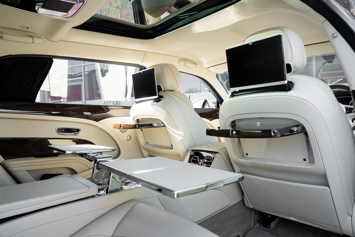 Bentley Mulsanne EWB Mulliner – Centenary Specification V8 Extended Wheelbase
