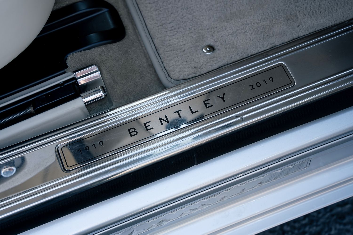 Bentley Mulsanne EWB Mulliner – Centenary Specification V8 Extended Wheelbase