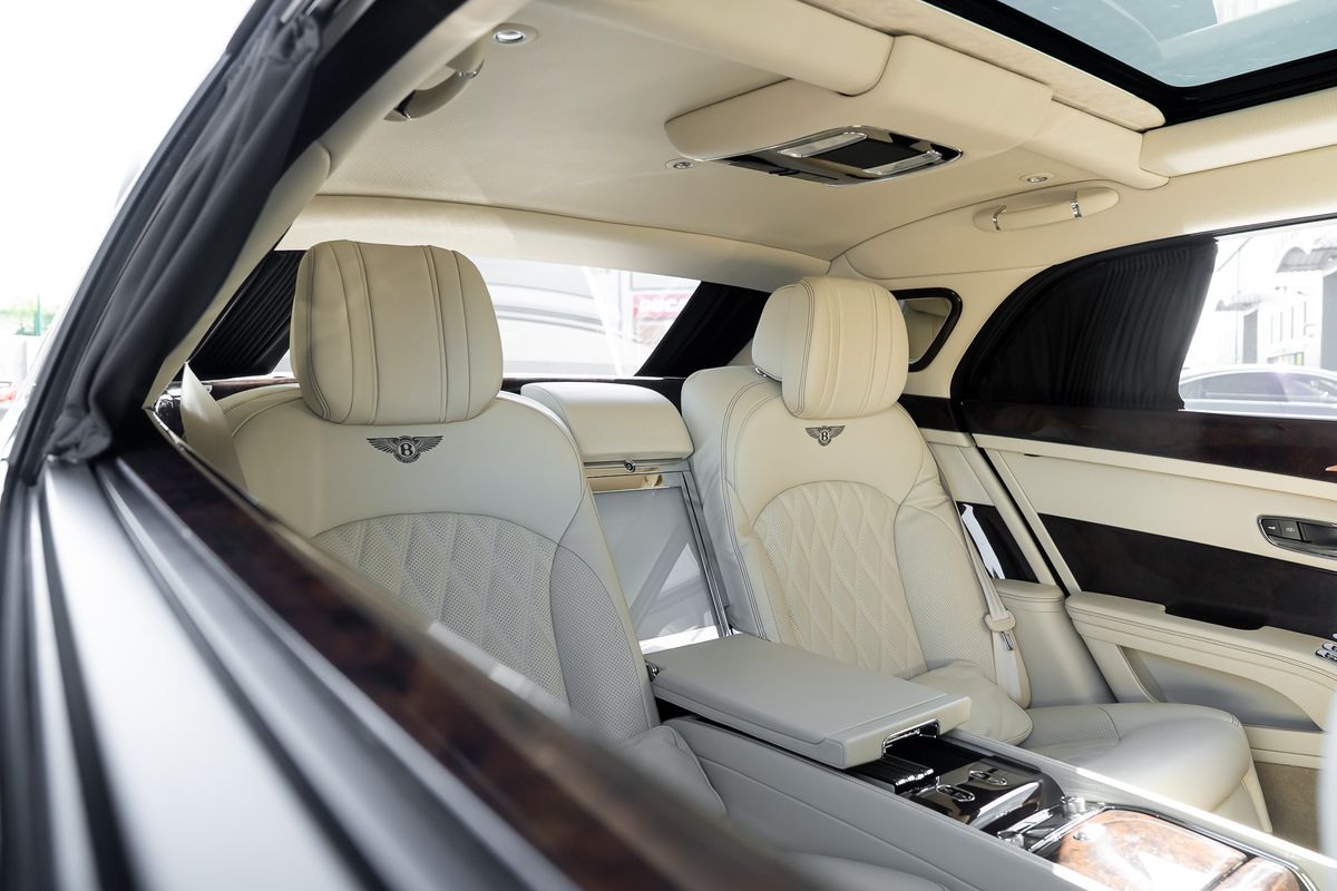 Bentley Mulsanne EWB Mulliner – Centenary Specification V8 Extended Wheelbase