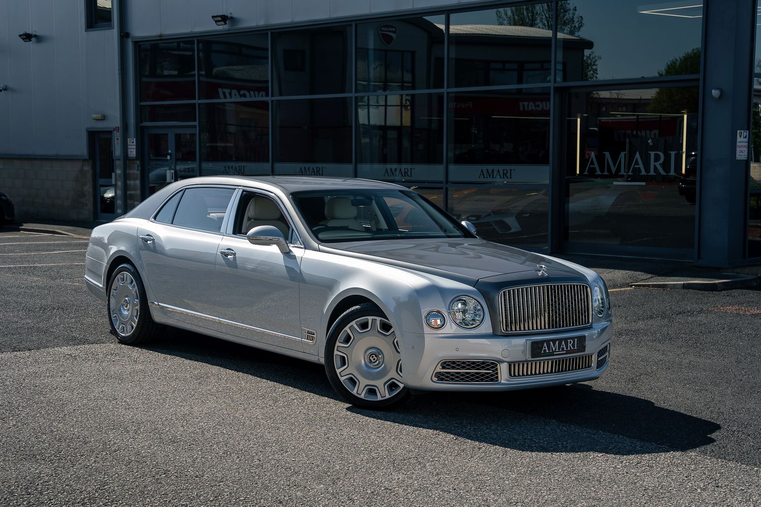 Bentley Mulsanne EWB Mulliner – Centenary Specification V8 Extended Wheelbase
