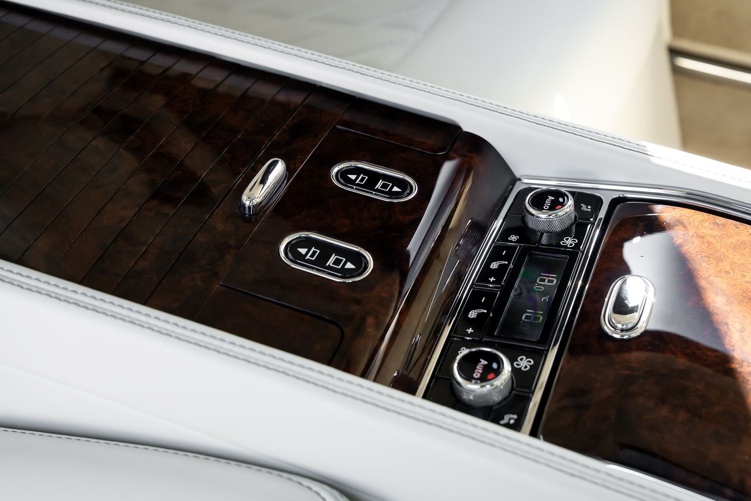 Bentley Mulsanne EWB Mulliner – Centenary Specification V8 Extended Wheelbase