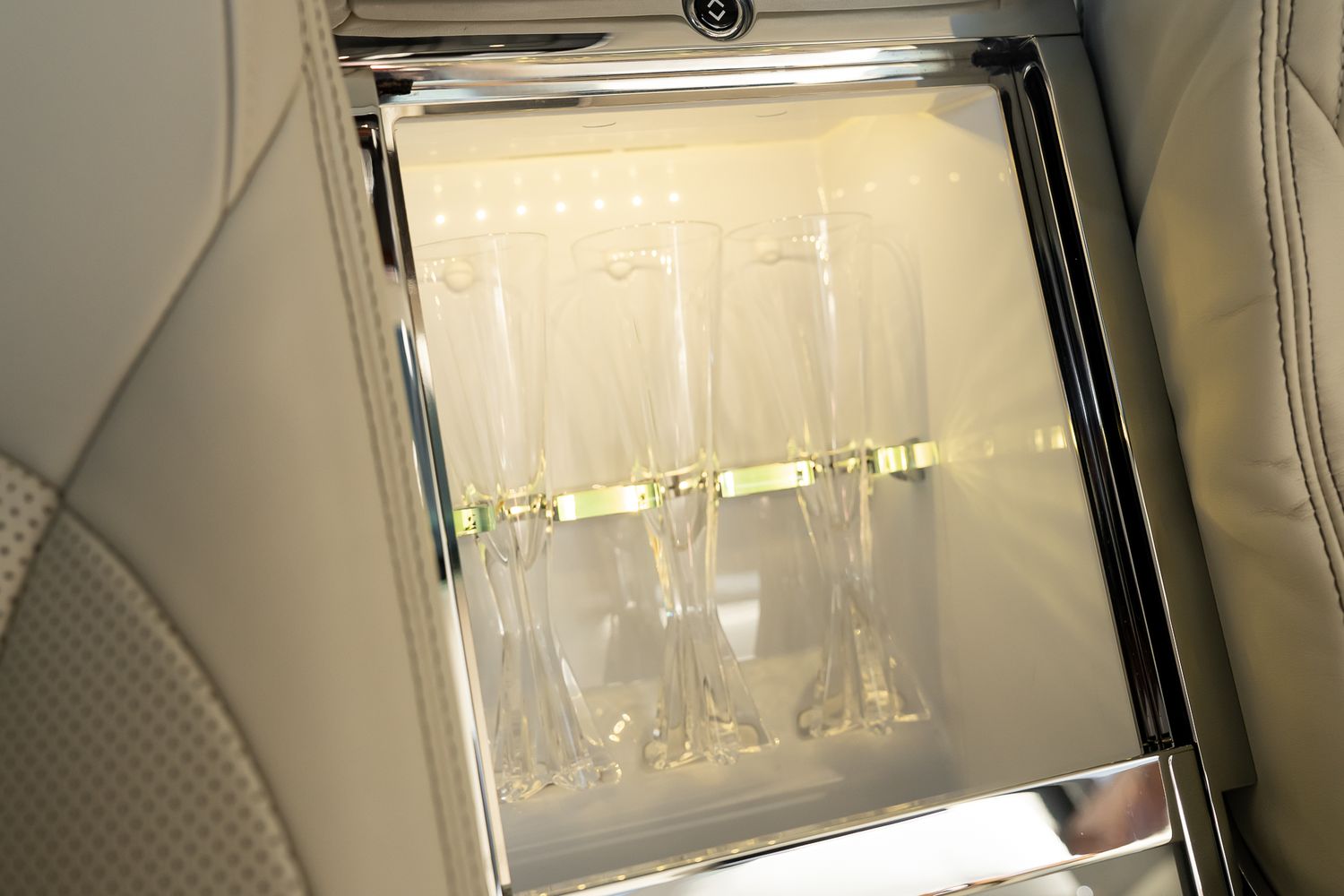 Bentley Mulsanne EWB Mulliner – Centenary Specification V8 Extended Wheelbase