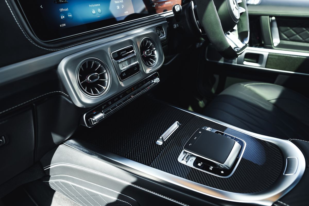 MERCEDES BENZ AMG G 63 Magno Edition