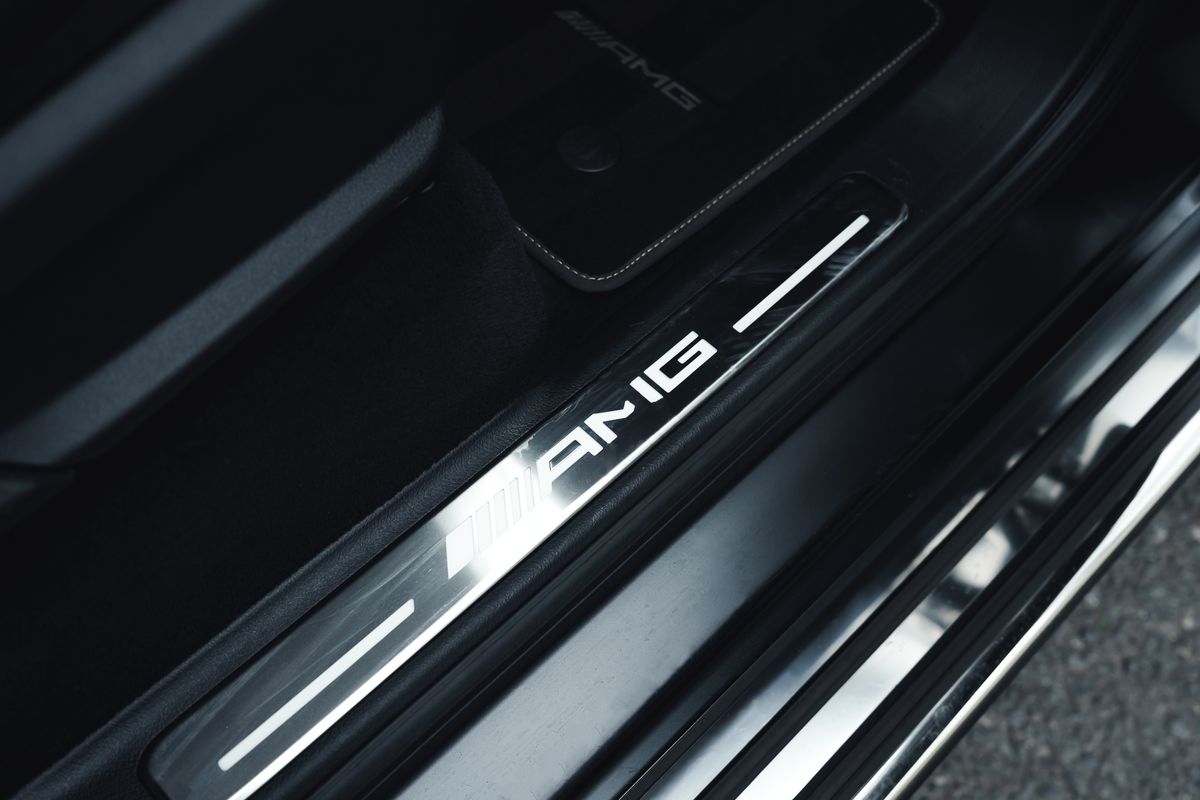 MERCEDES BENZ AMG G 63 Magno Edition