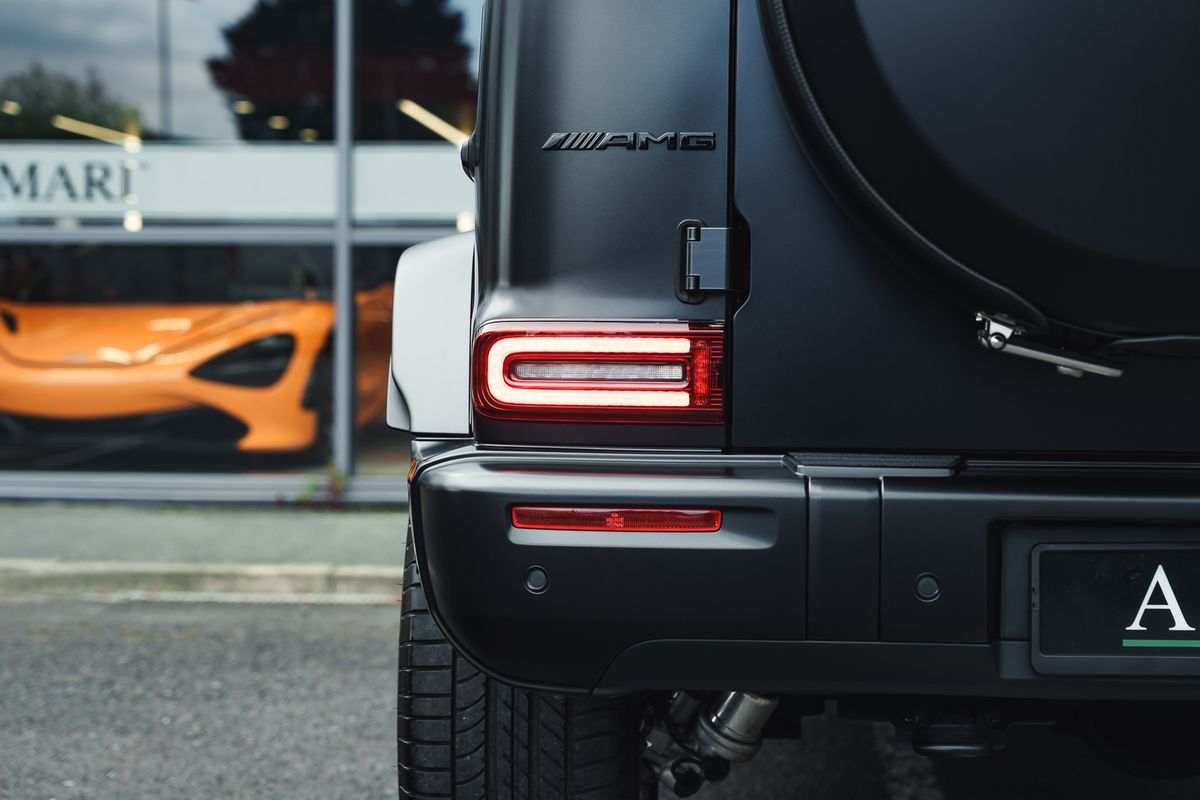 MERCEDES BENZ AMG G 63 Magno Edition