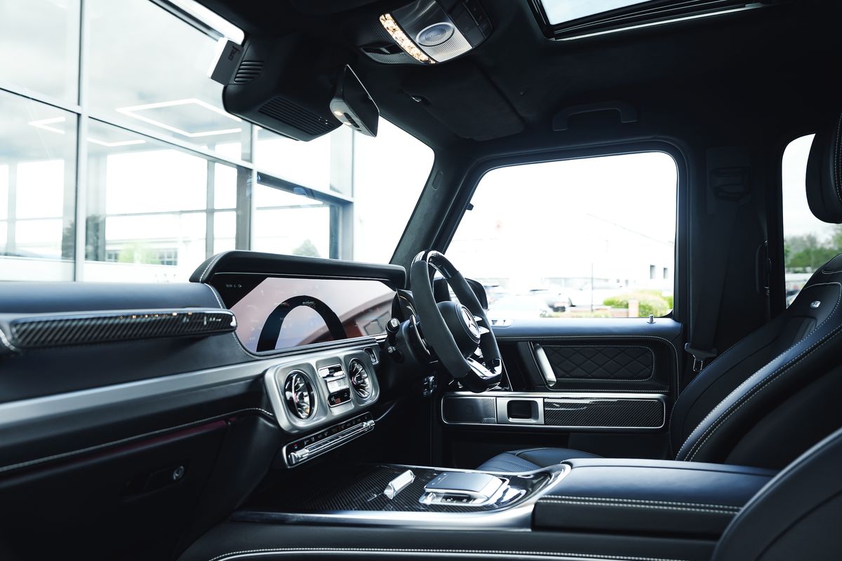 MERCEDES BENZ AMG G 63 Magno Edition
