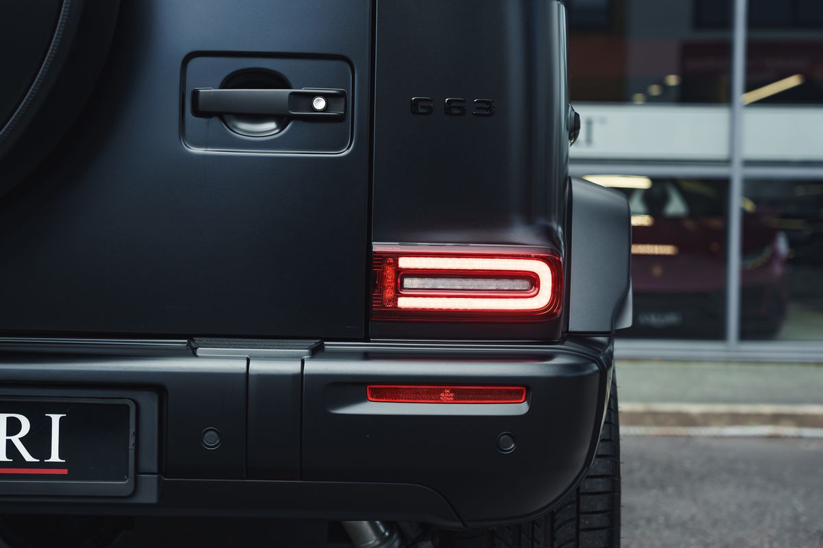 MERCEDES BENZ AMG G 63 Magno Edition
