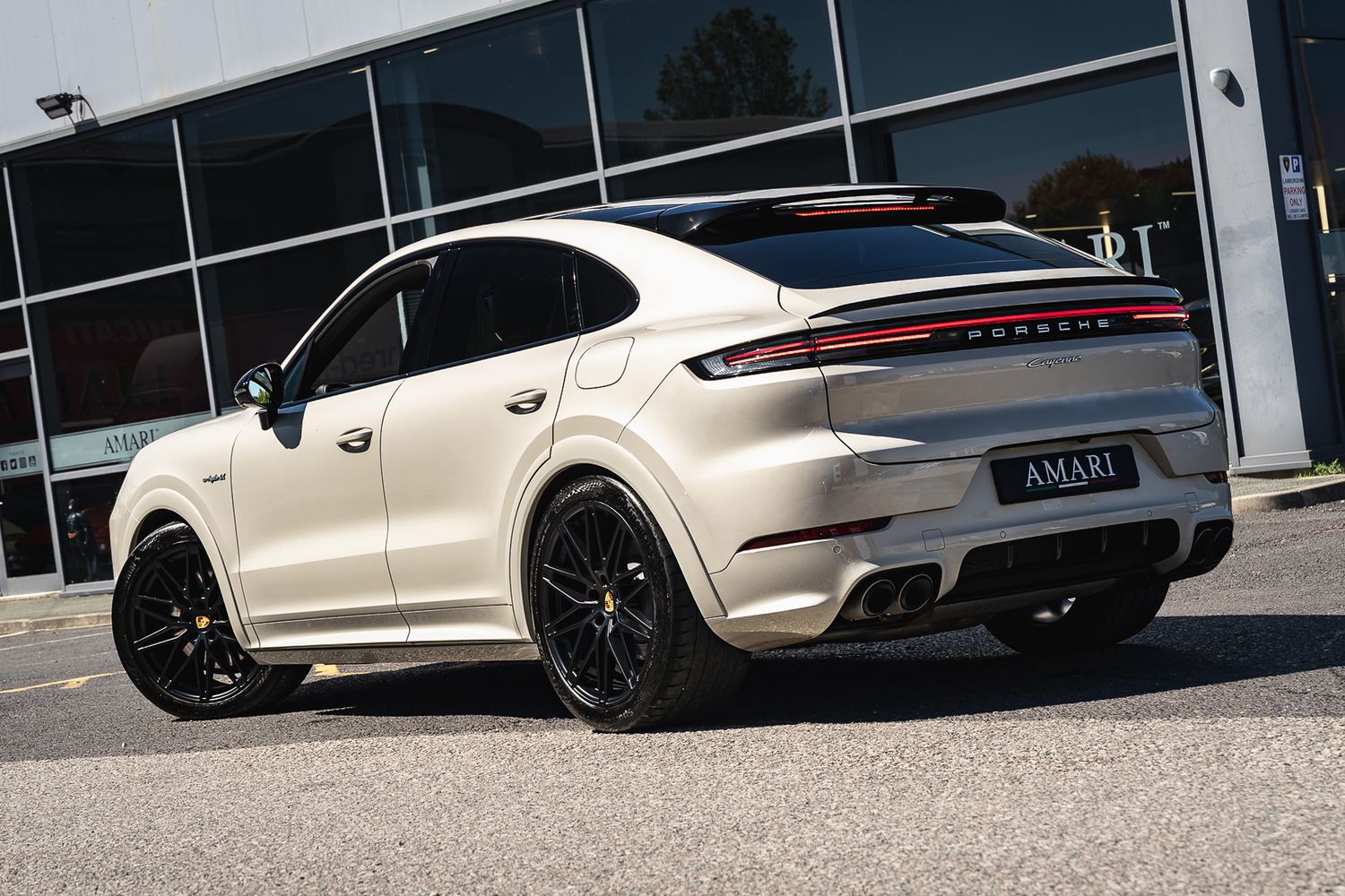 Porsche Cayenne V6 E-Hybrid Auto V6 E-Hybrid