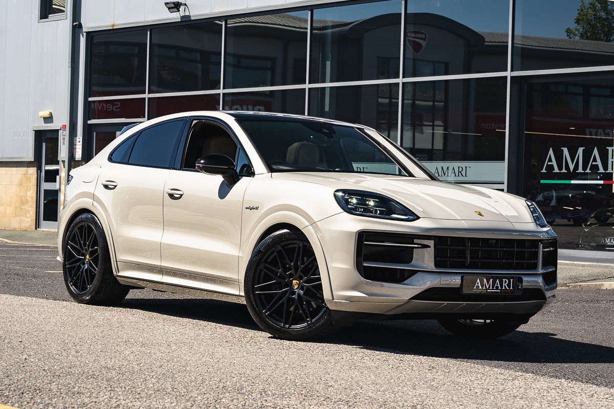 PORSCHE CAYENNE V6 E-HYBRID Coupe V6 E-Hybrid