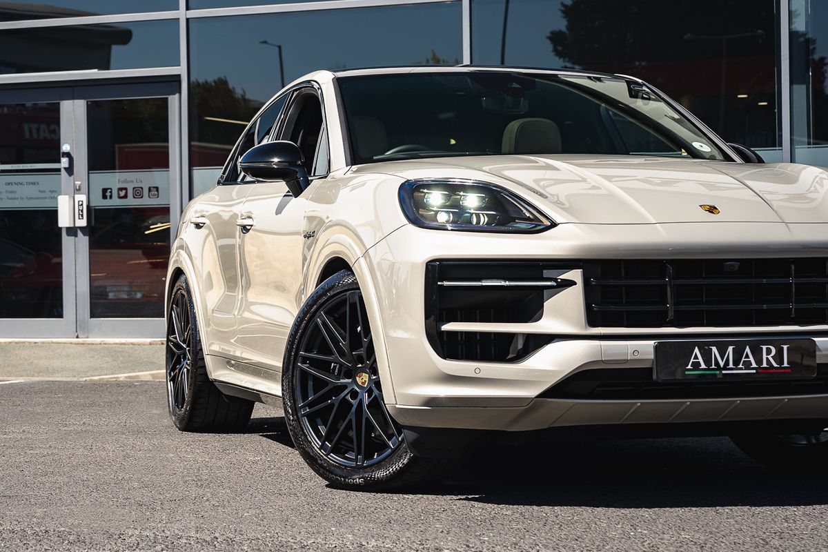 PORSCHE CAYENNE V6 E-HYBRID Coupe V6 E-Hybrid