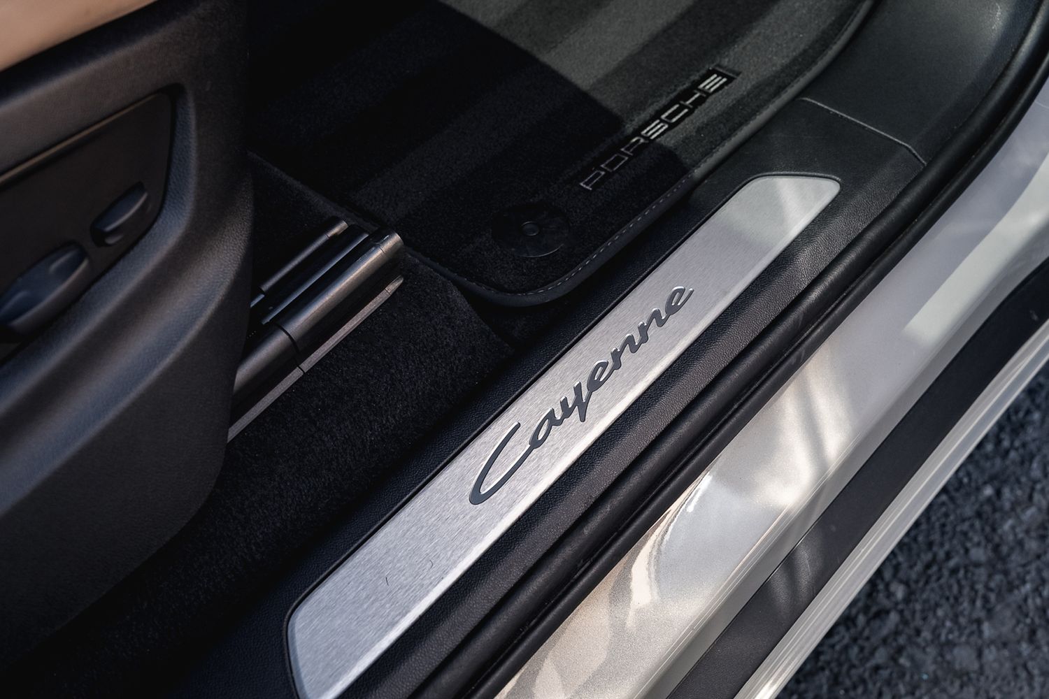 Porsche Cayenne V6 E-Hybrid Auto V6 E-Hybrid