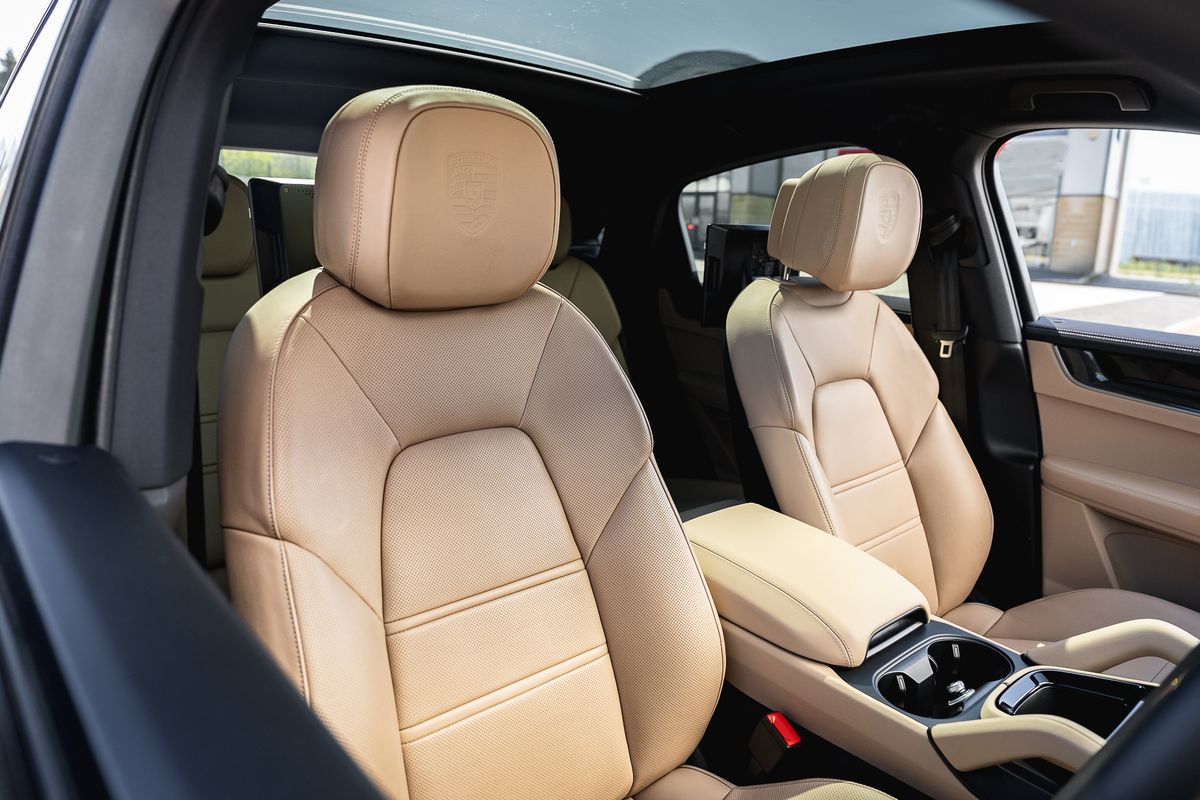 PORSCHE CAYENNE V6 E-HYBRID Coupe V6 E-Hybrid