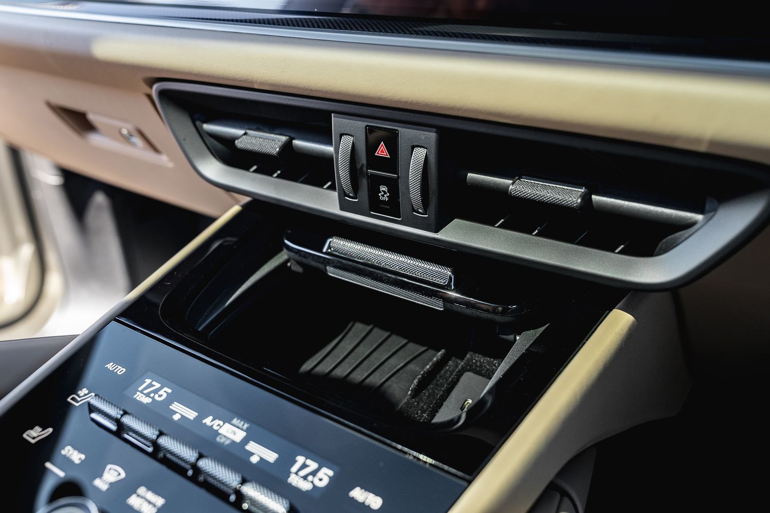 Porsche Cayenne V6 E-Hybrid Auto V6 E-Hybrid