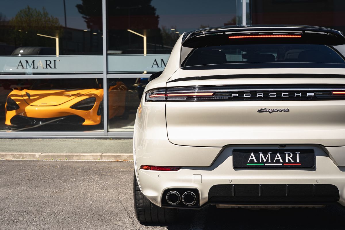 PORSCHE CAYENNE V6 E-HYBRID Coupe V6 E-Hybrid