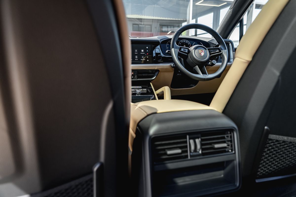 PORSCHE CAYENNE V6 E-HYBRID Coupe V6 E-Hybrid