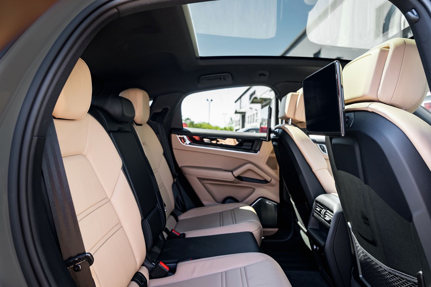 Porsche Cayenne V6 E-Hybrid Auto V6 E-Hybrid
