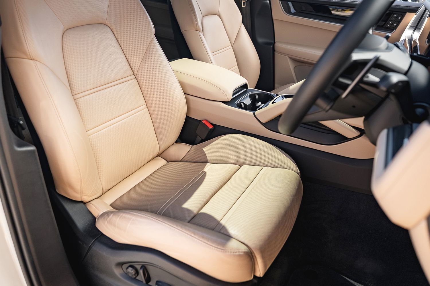 Porsche Cayenne V6 E-Hybrid Auto V6 E-Hybrid