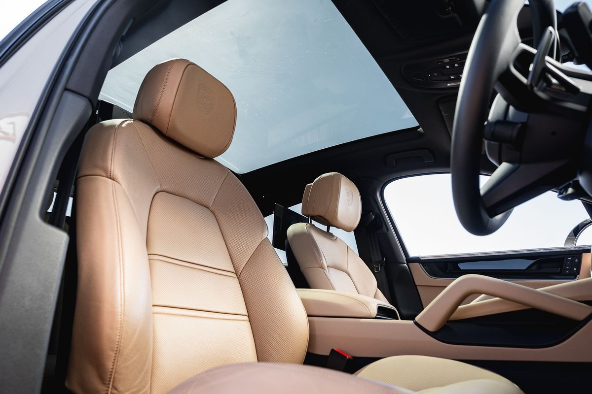 PORSCHE CAYENNE V6 E-HYBRID Coupe V6 E-Hybrid