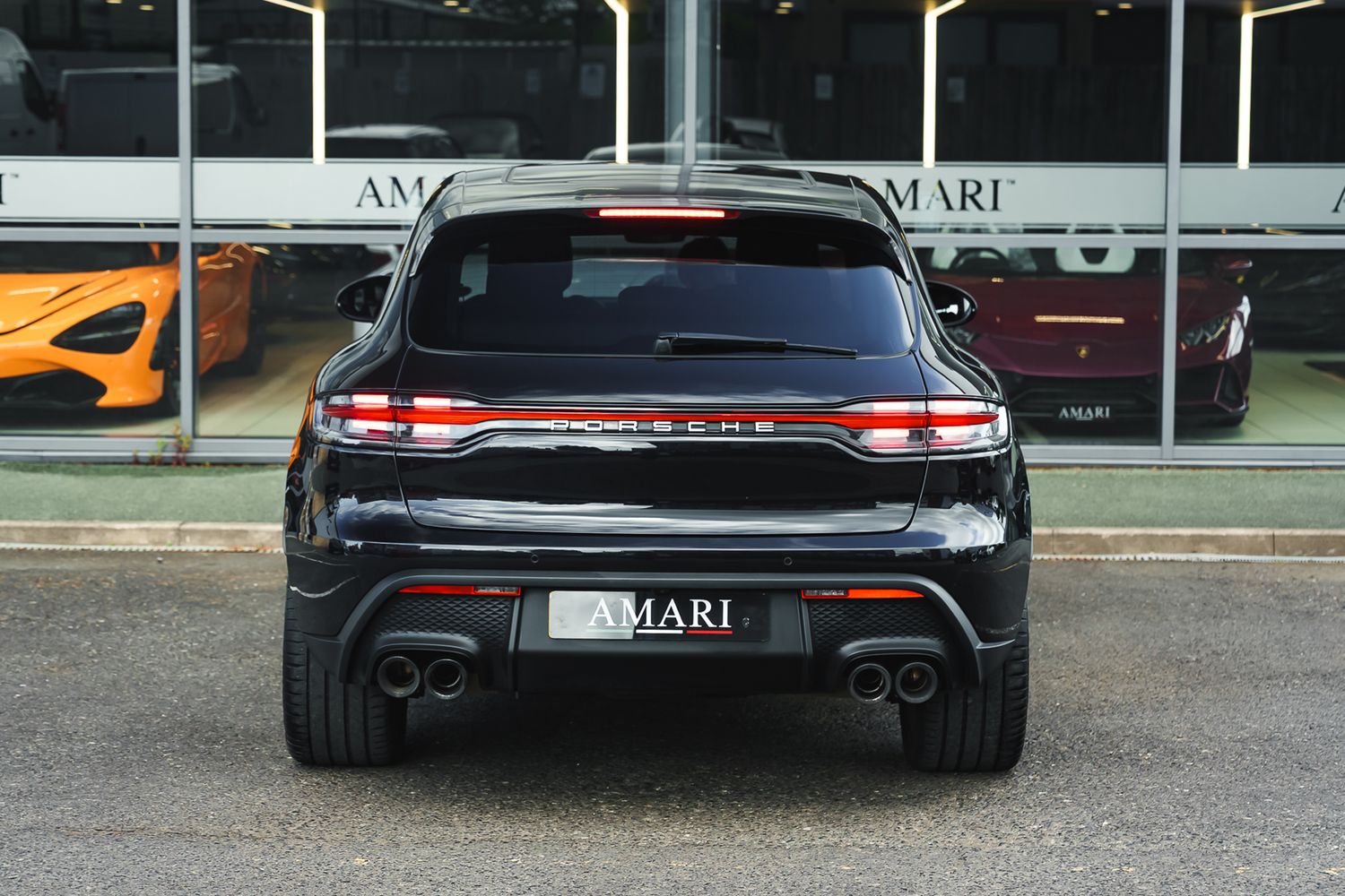 Porsche Macan Semi-Auto PDK