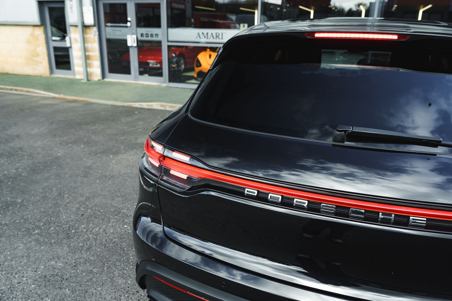 Porsche Macan Semi-Auto PDK
