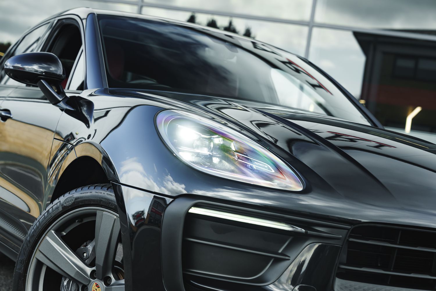 Porsche Macan Semi-Auto PDK