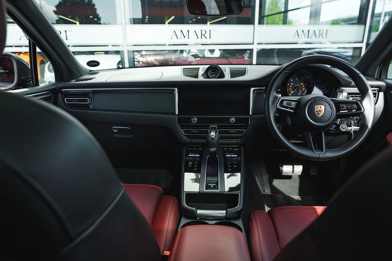Porsche Macan Semi-Auto PDK