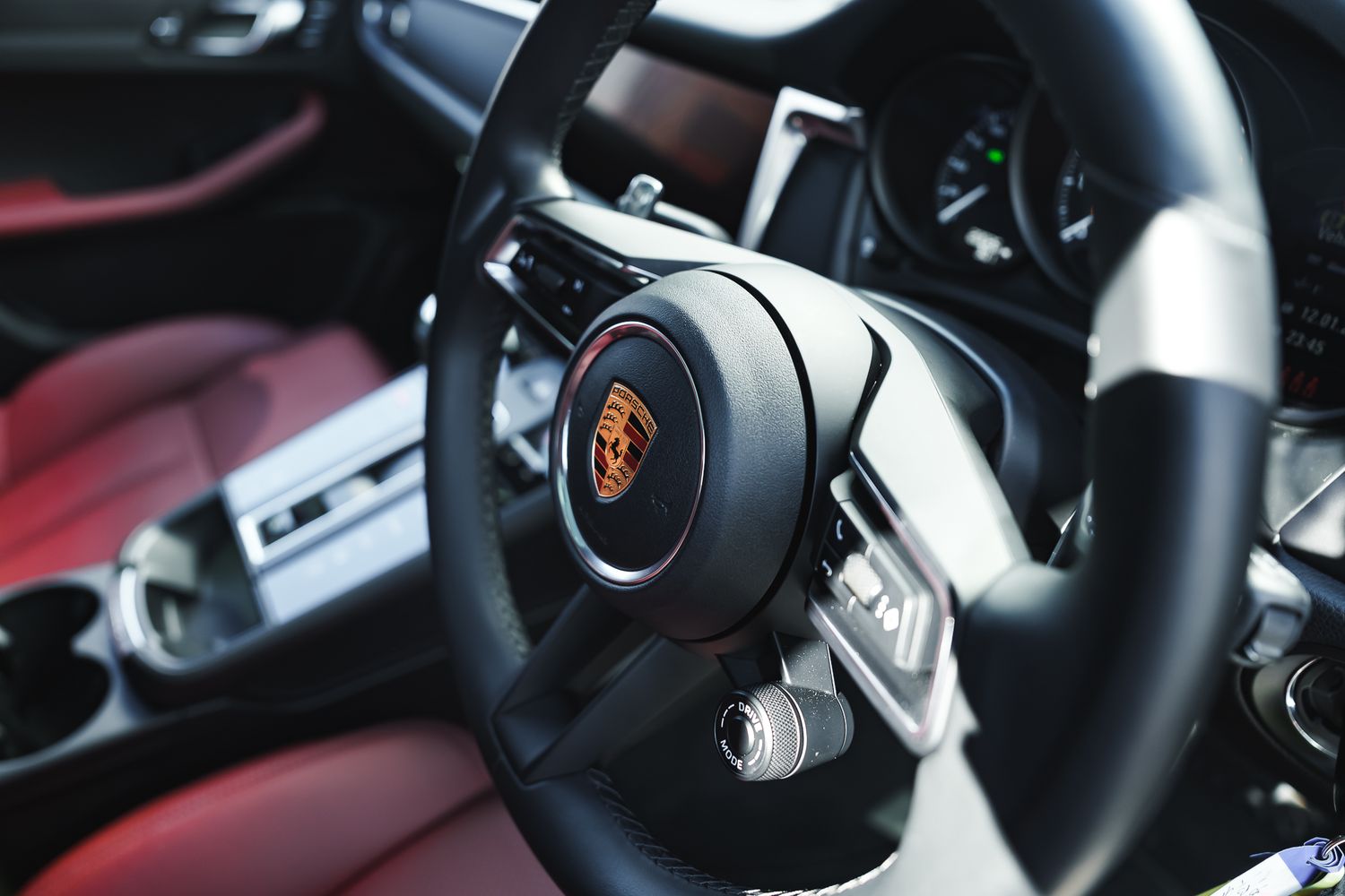 Porsche Macan Semi-Auto PDK
