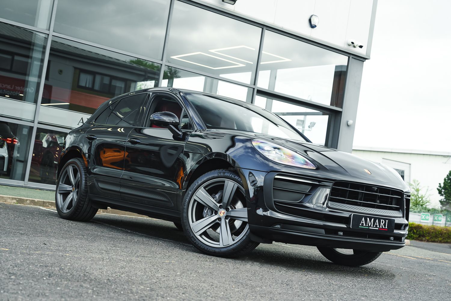 Porsche Macan Semi-Auto PDK