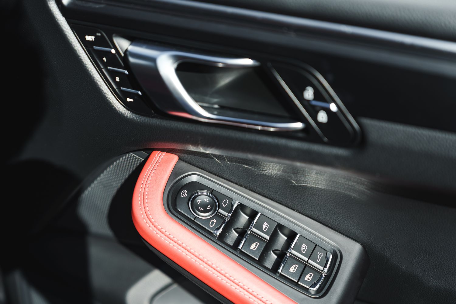 Porsche Macan Semi-Auto PDK