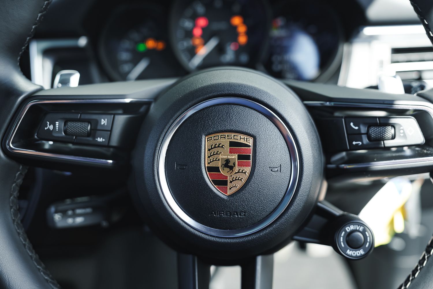 Porsche Macan Semi-Auto PDK