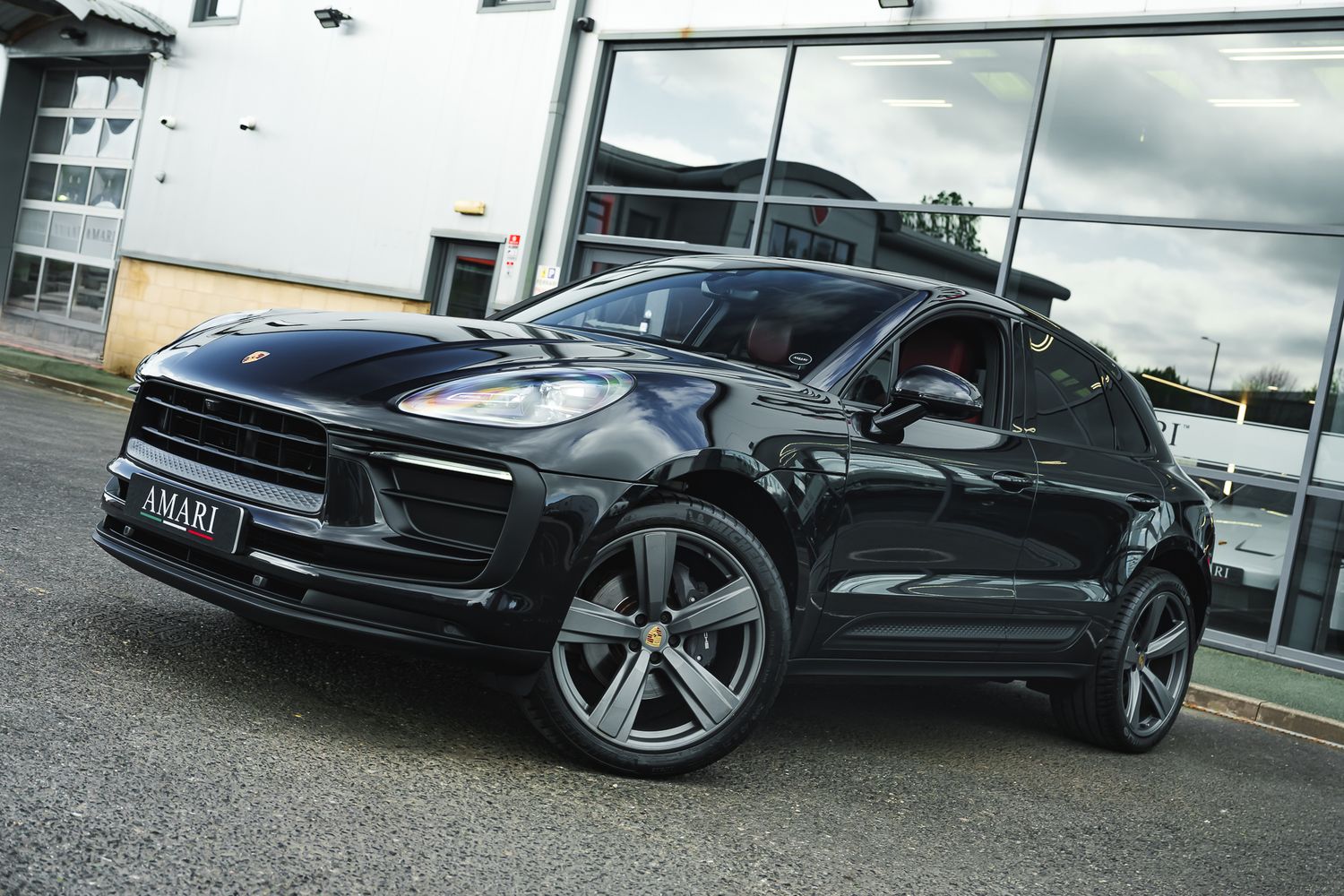 Porsche Macan Semi-Auto PDK
