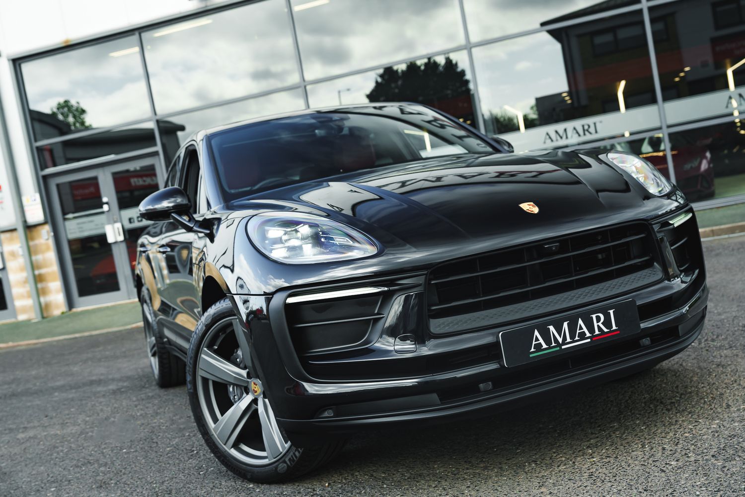 Porsche Macan Semi-Auto PDK
