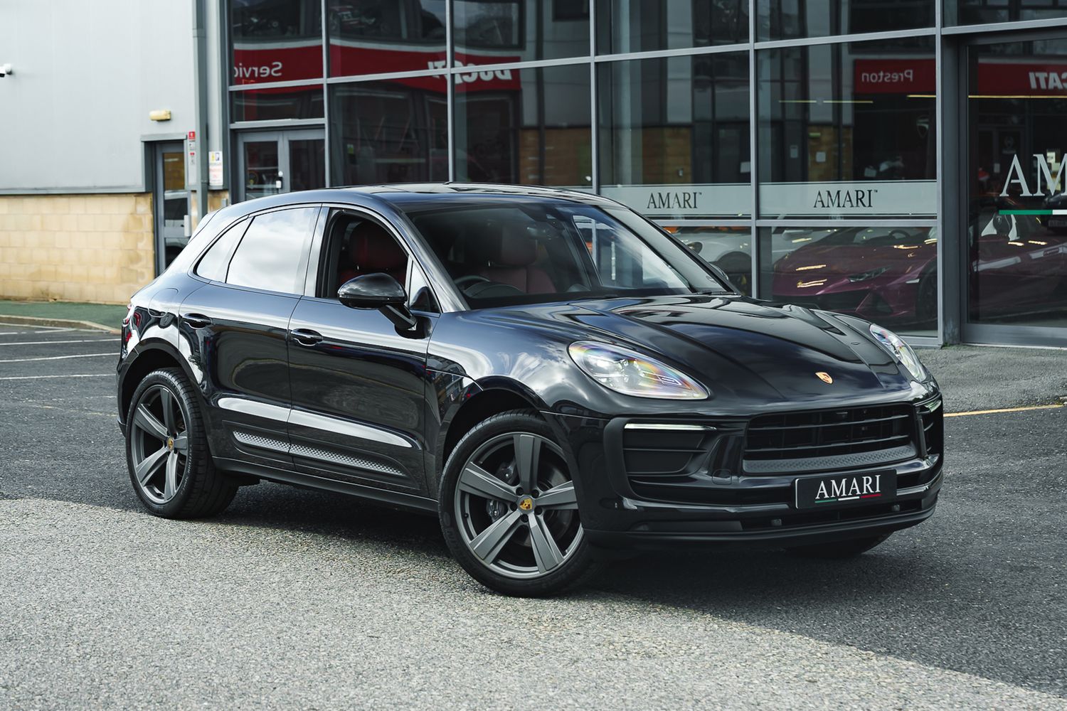 Porsche Macan Semi-Auto PDK