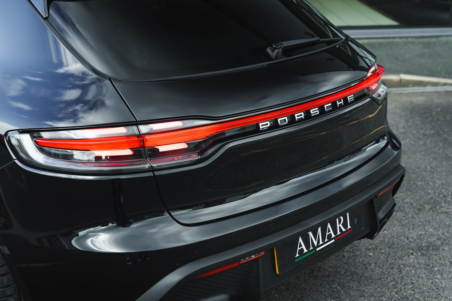 Porsche Macan Semi-Auto PDK