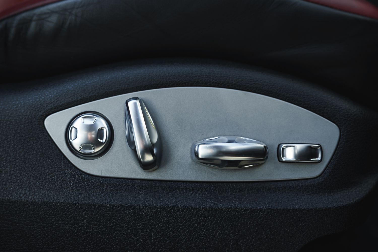 Porsche Macan Semi-Auto PDK