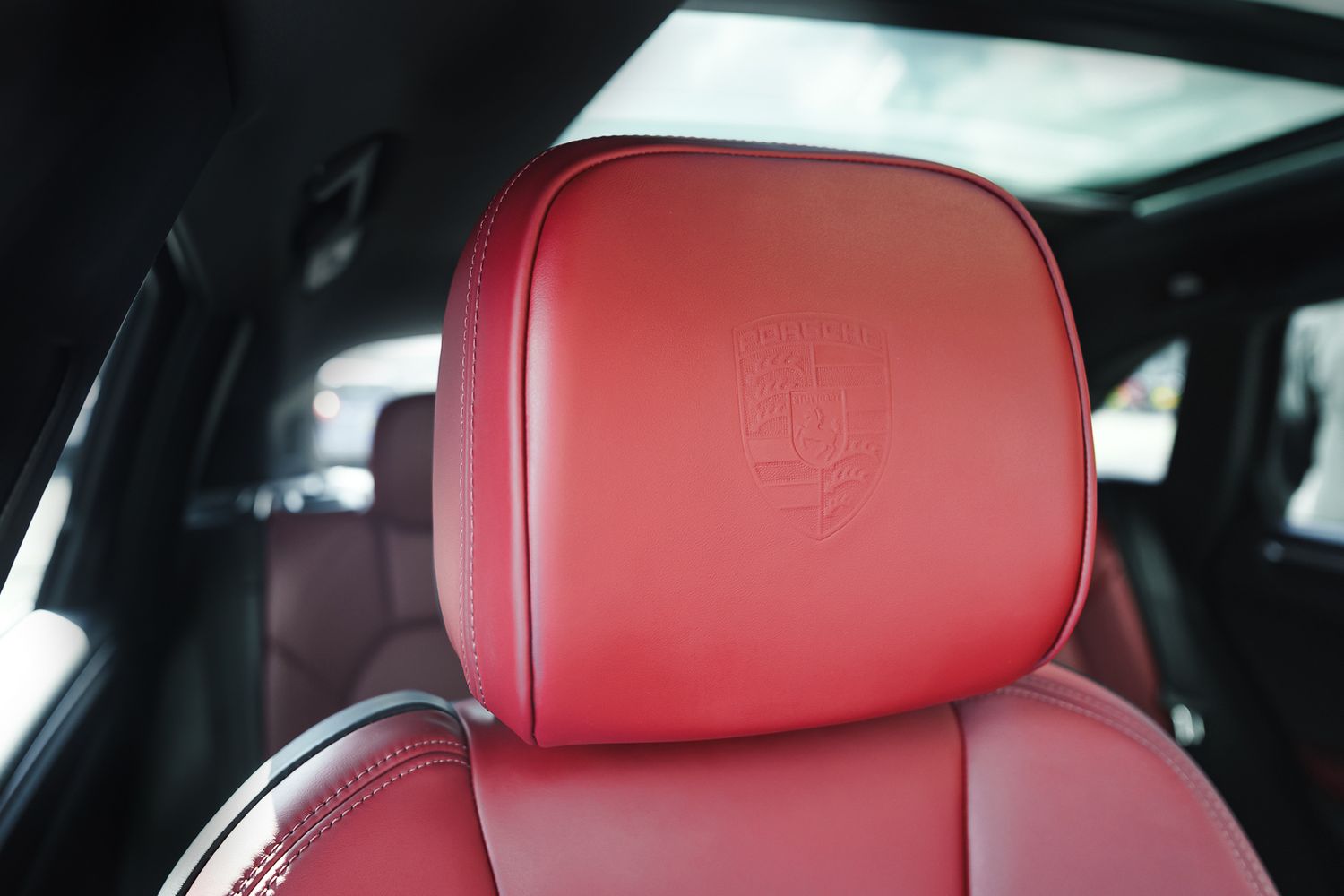 Porsche Macan Semi-Auto PDK