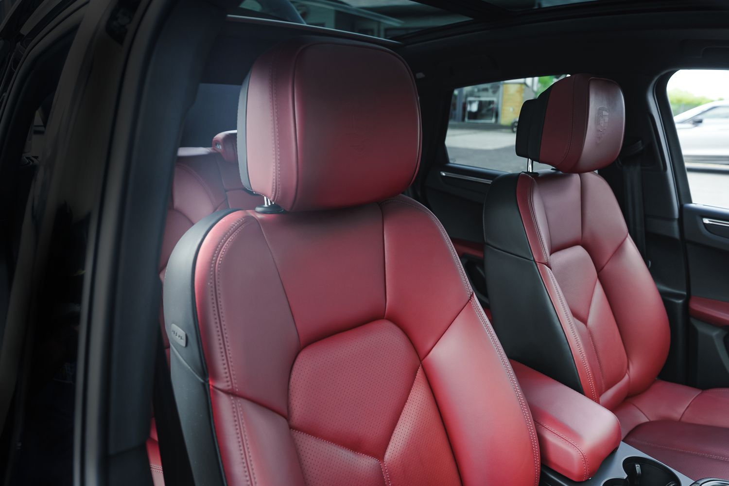 Porsche Macan Semi-Auto PDK