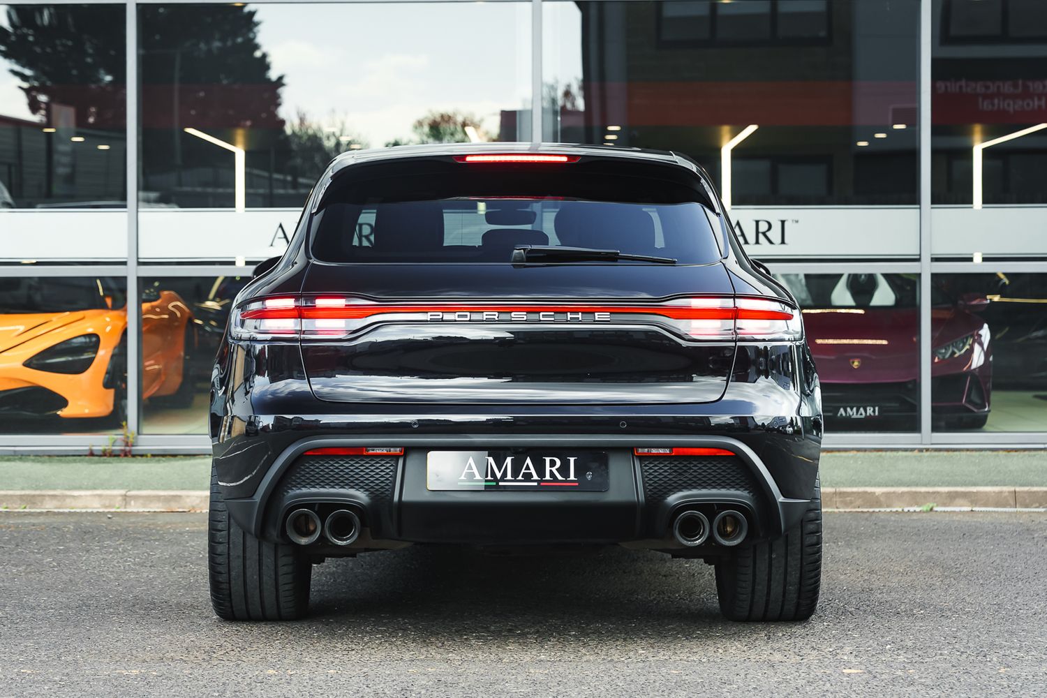 Porsche Macan Semi-Auto PDK