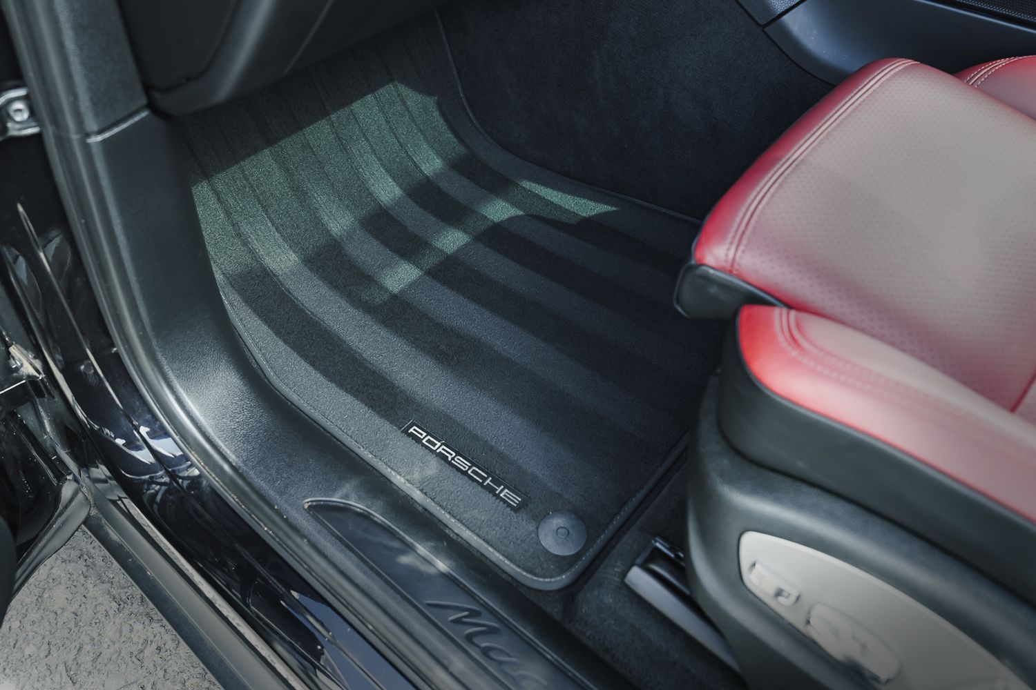 Porsche Macan Semi-Auto PDK