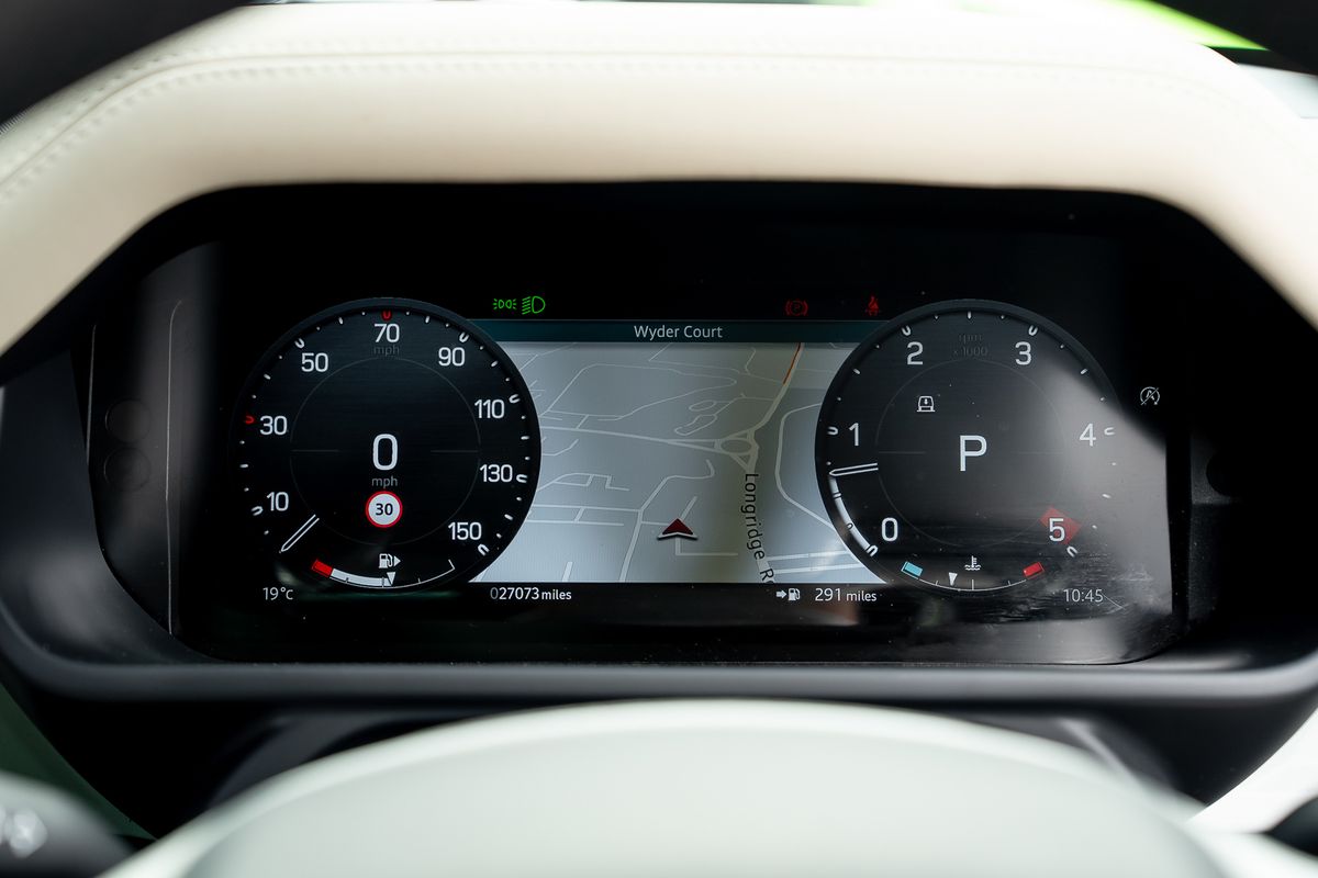 LAND ROVER DEFENDER X-DYNAMIC HSE D MHEV Auto